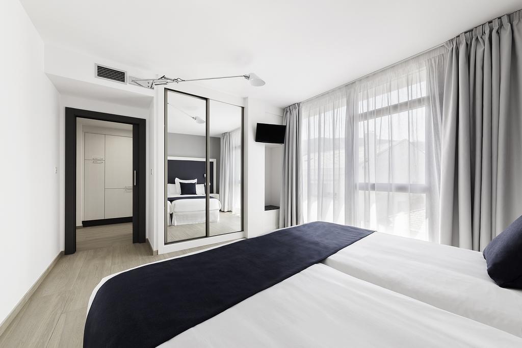 Apartahotel A Cetarea Burela Exterior photo